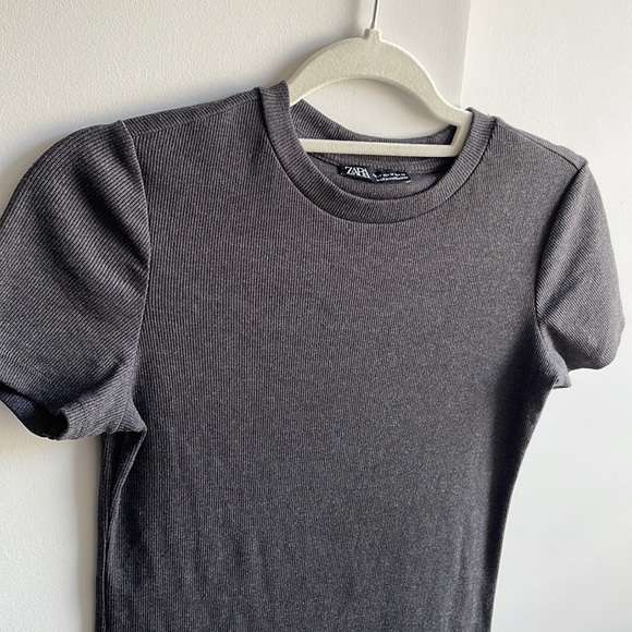 Zara T-Shirt dress - Picture 2 of 3